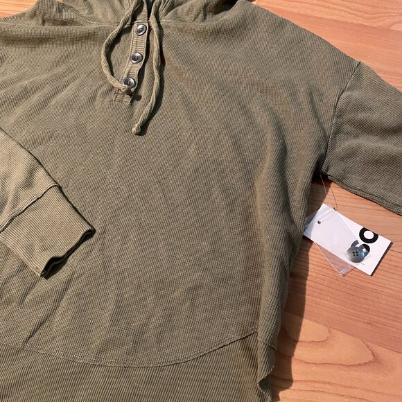 SO Henley Hoodie Army Green Hi Low Thermal Cotton Waffle Shirt, Size Large - Picture 6 of 15